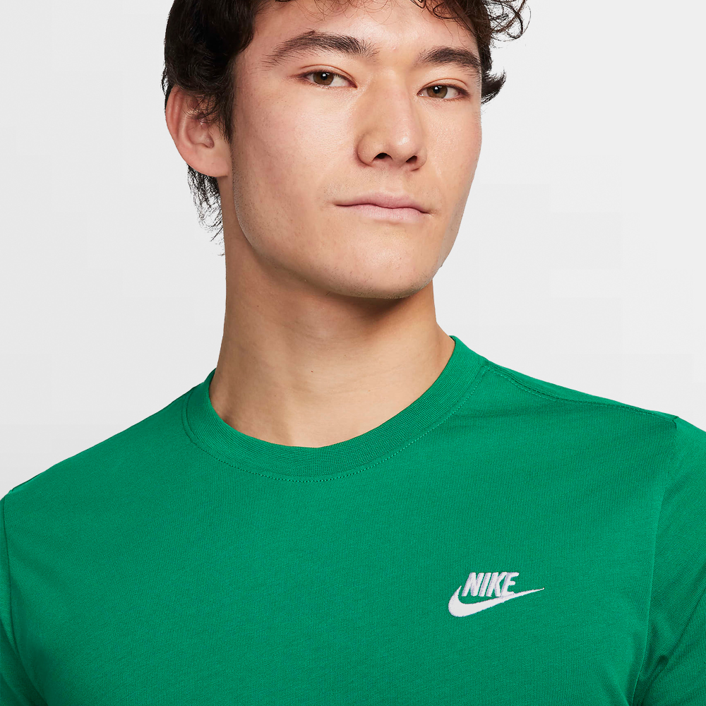 NIKE CAMISETA NSW EMBROIRED TEE - AR4997 365