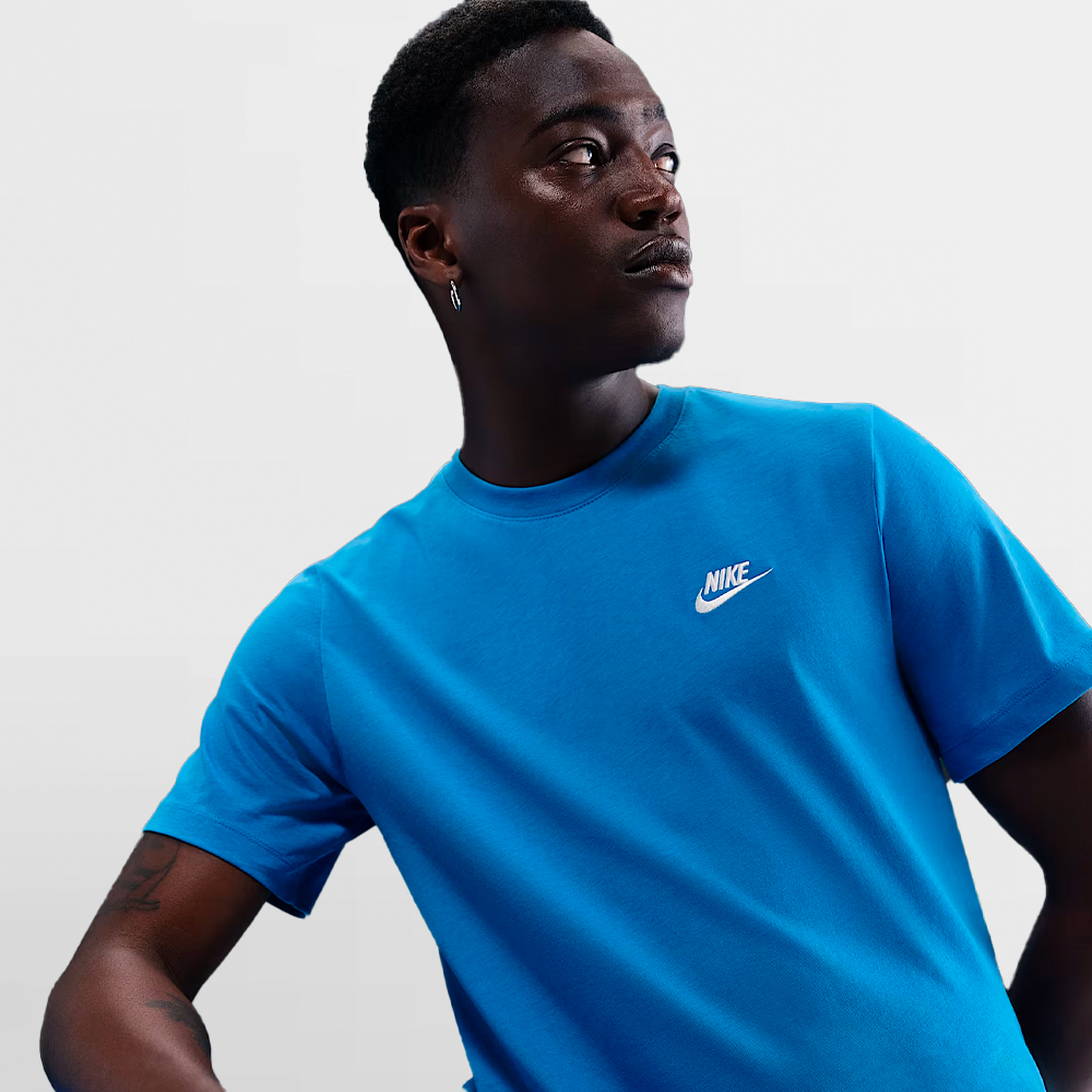 NIKE CAMISETA NSW EMBROIRED TEE - AR4997 435