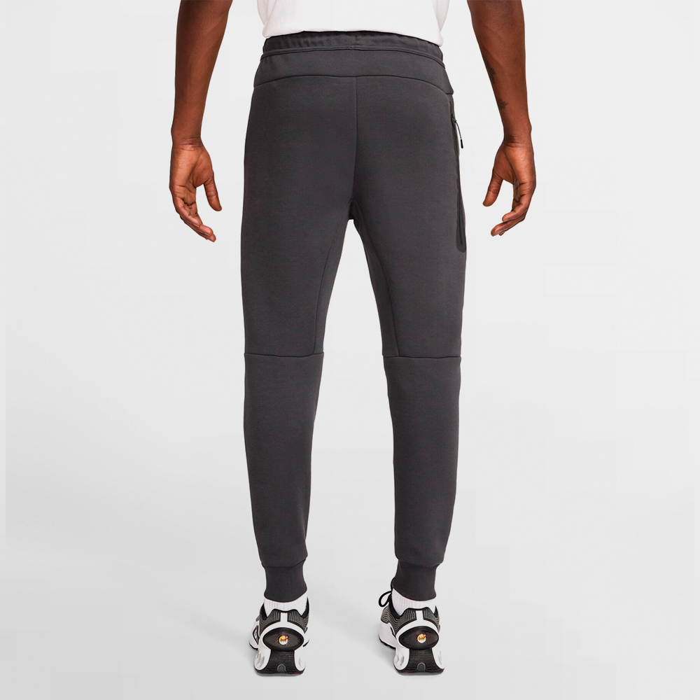 NIKE PANTALON TECH PANT - HV0959 061