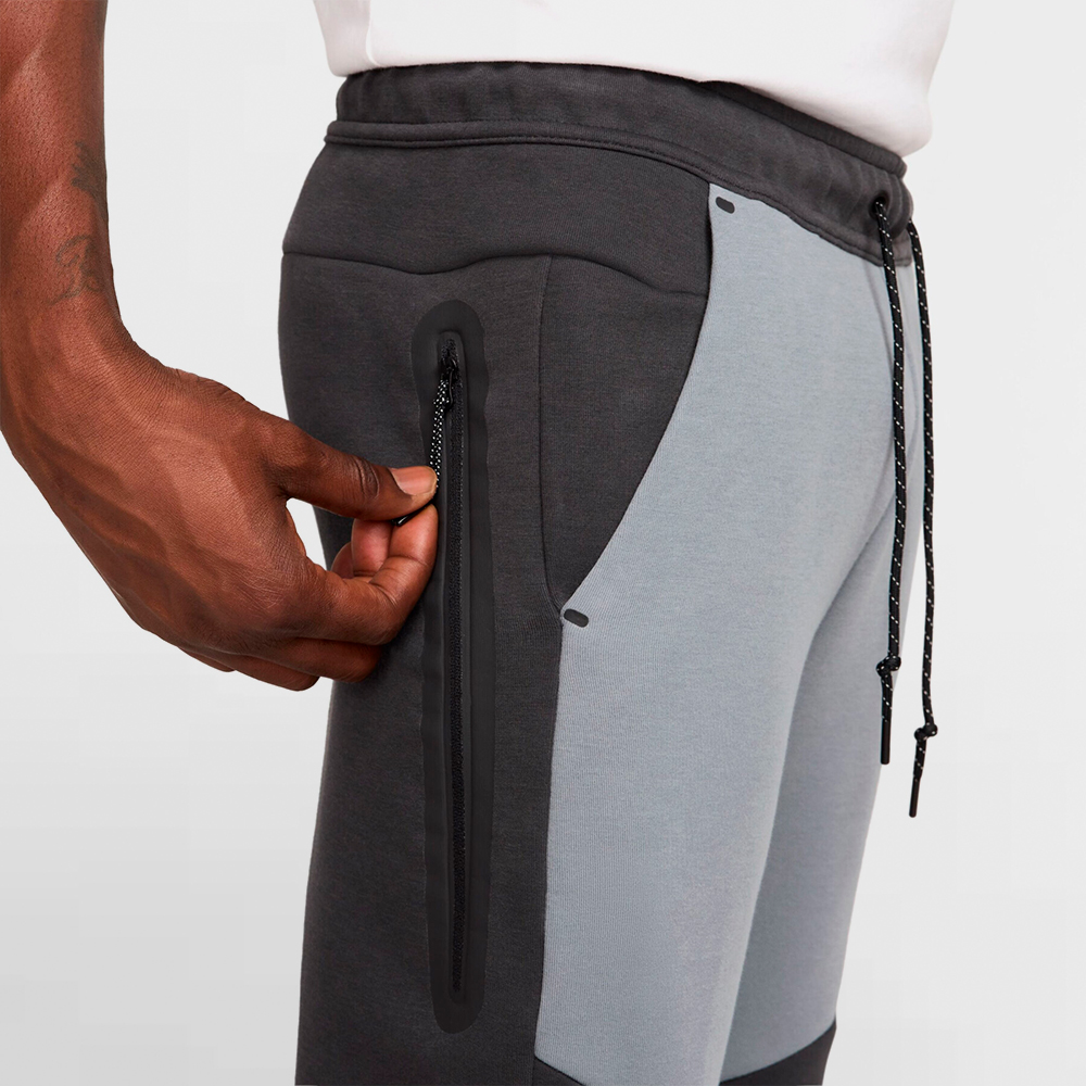 NIKE PANTALON TECH PANT - HV0959 061