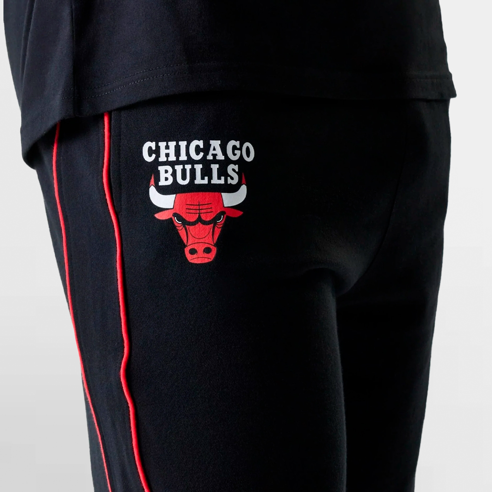 NEW ERA PANT. CORTO NBA PIPING SHORT (BULLS) - 60684307