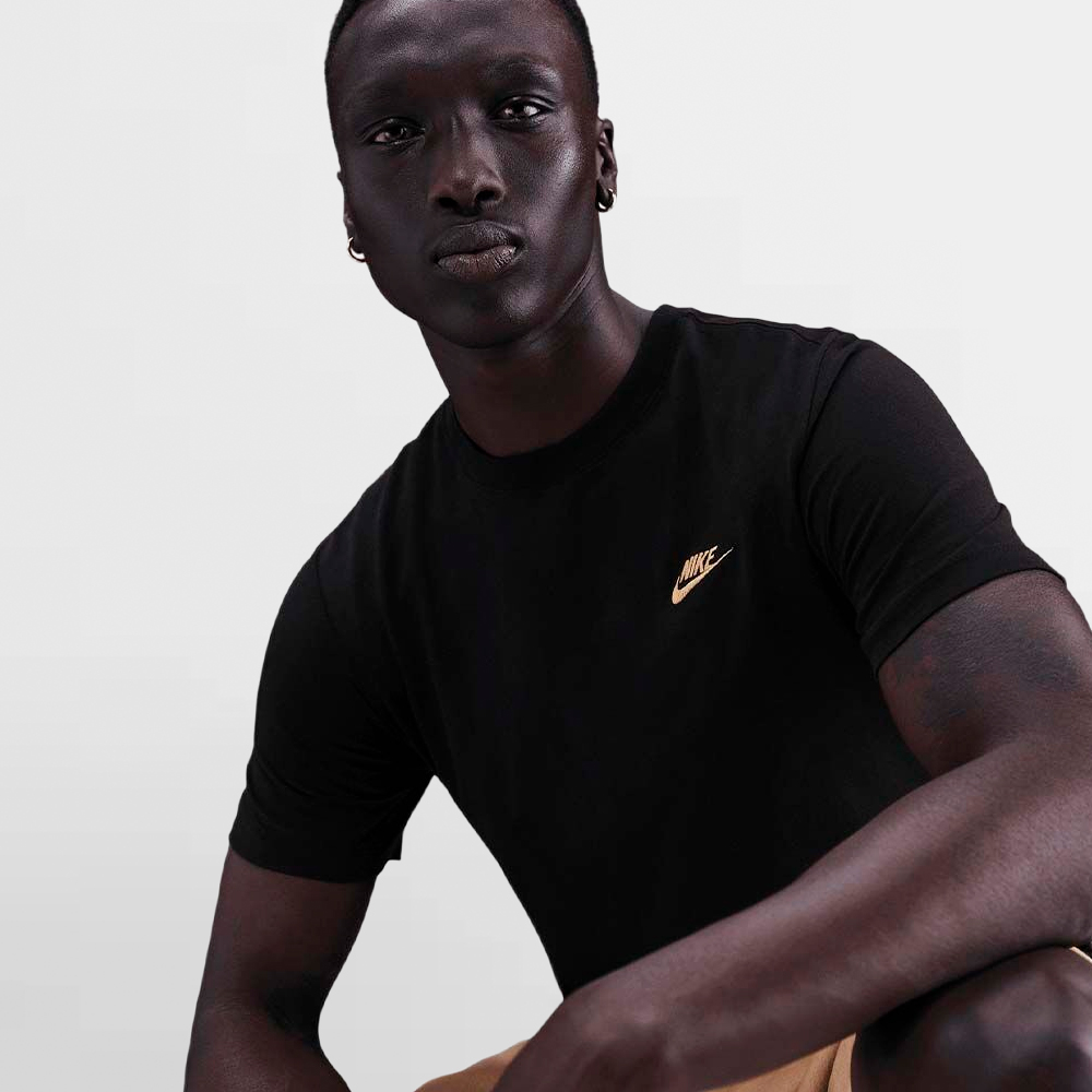 NIKE CAMISETA NSW EMBROIRED TEE - AR4997 017