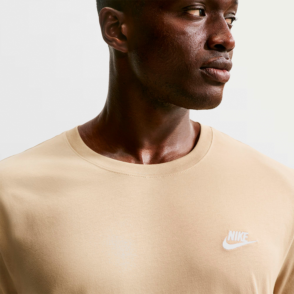 NIKE CAMISETA NSW CLUB - AR4997 297