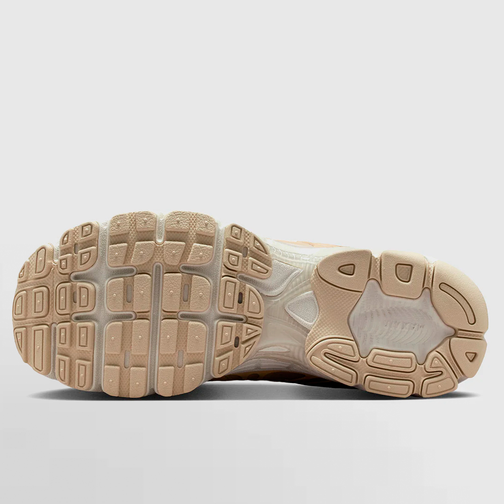NIKE CALZADO W.AIR MAX MOTO 2K - HQ2056 111